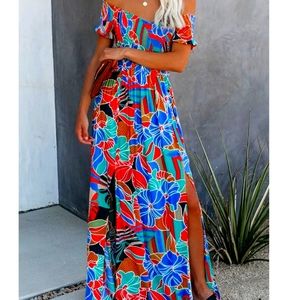Off shoulder tropical print maxi